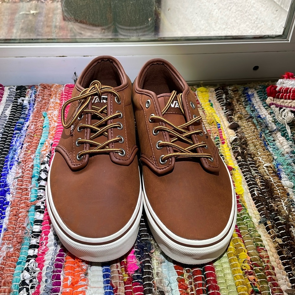 Vans Atwood leather brown